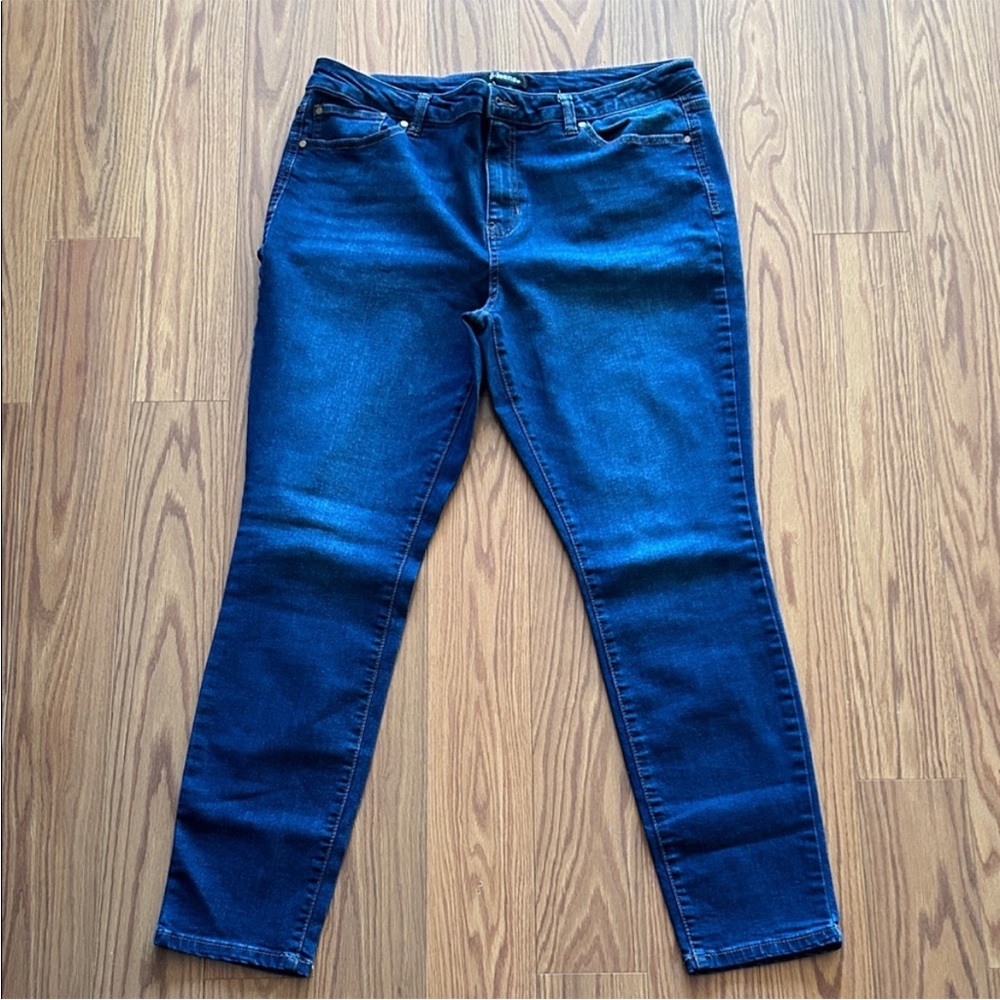 D.Jeans